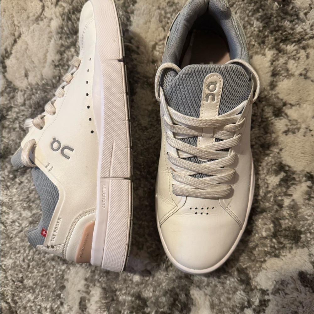 On Running White and Gray Sneakers Minimalist Design